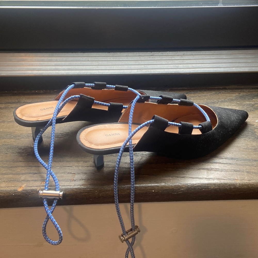 Ganni kitchen heels black and blue size 36